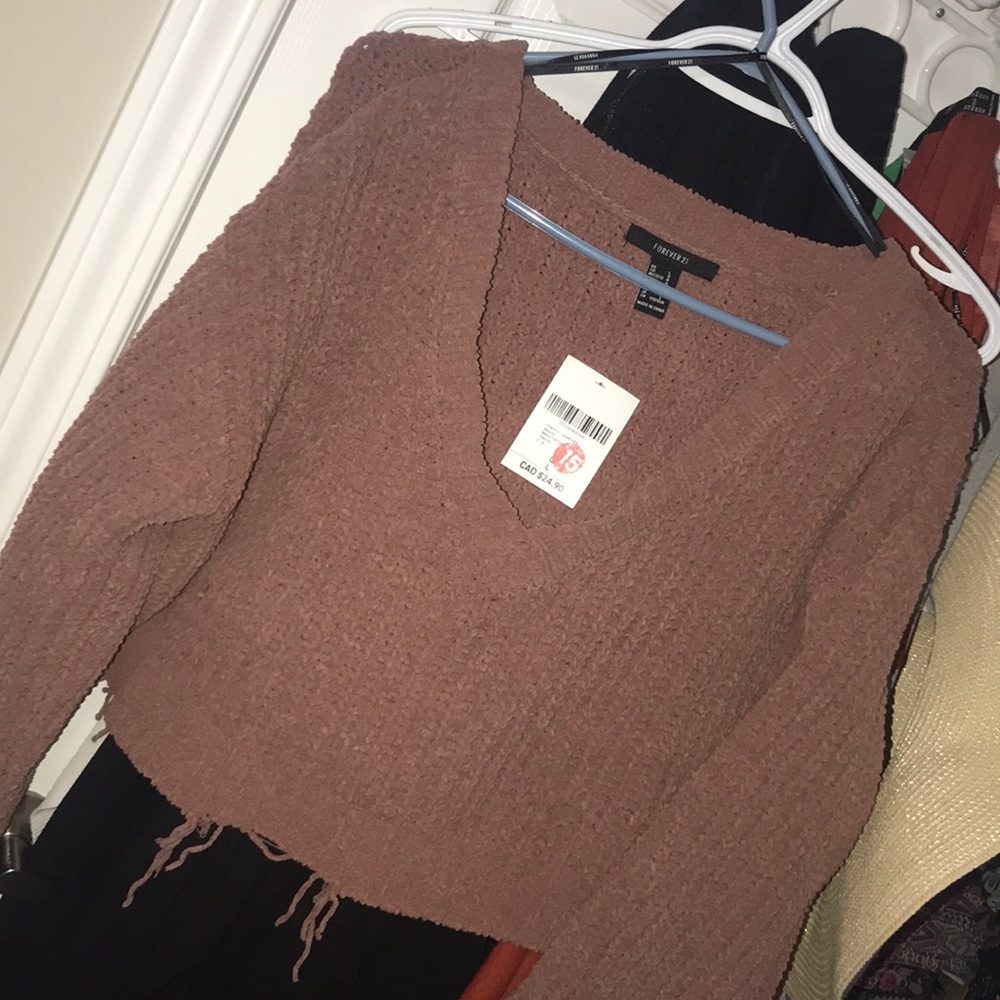 Mauve sweater crop style